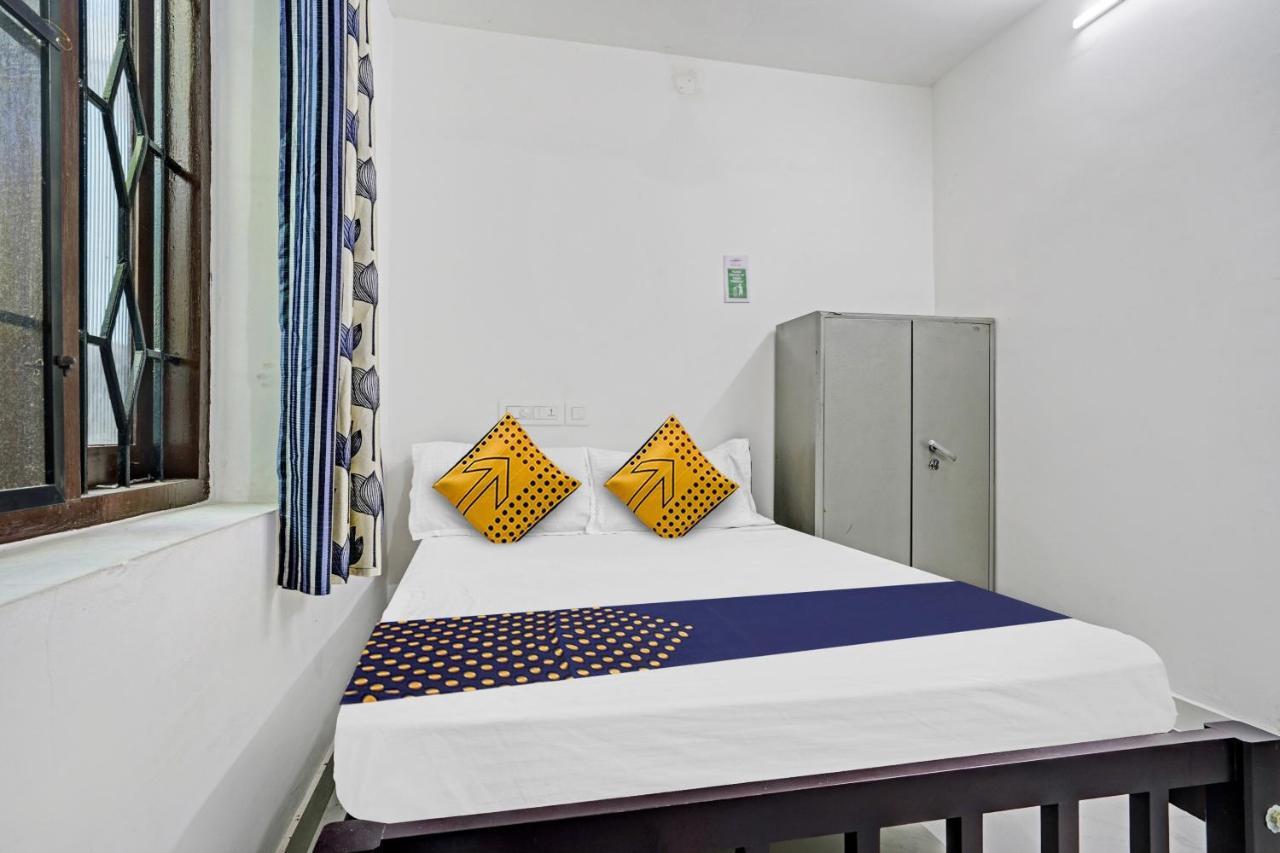 Spot On Blissful Villa Kochi Luaran gambar