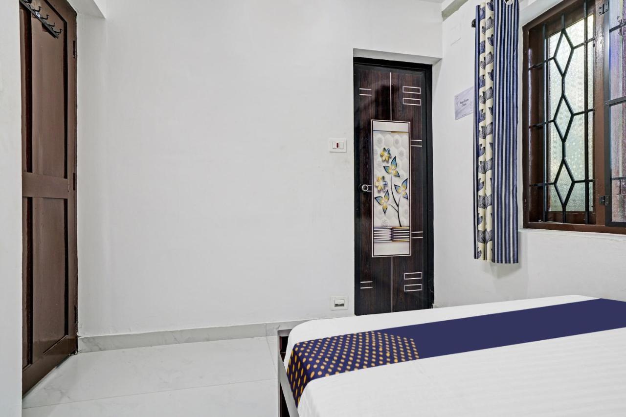 Spot On Blissful Villa Kochi Luaran gambar